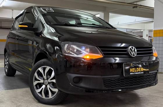 VOLKSWAGEN FOX 1.0 MI 8V FLEX 4P MANUAL VOLKSWAGEN FOX 1.0 MI 8V FLEX 4P MANUAL